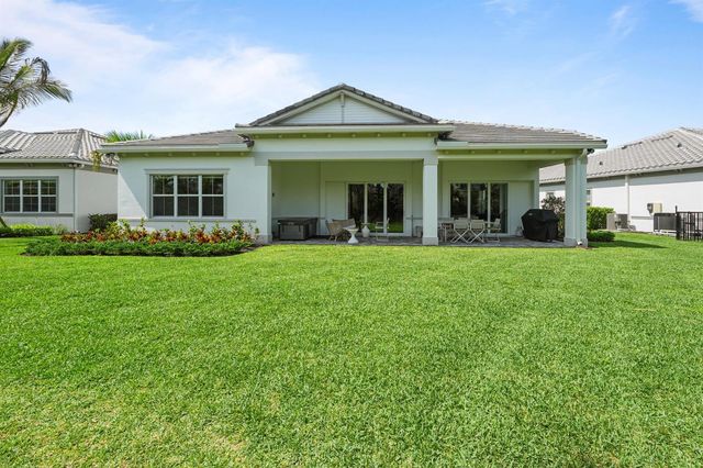 10795 Stellar Circle, Palm Beach Gardens, FL 33412