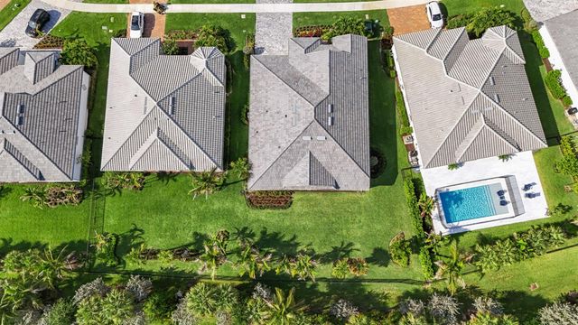10795 Stellar Circle, Palm Beach Gardens, FL 33412