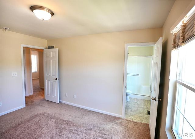 320 Countryshire Drive, Lake St Louis, MO 63367