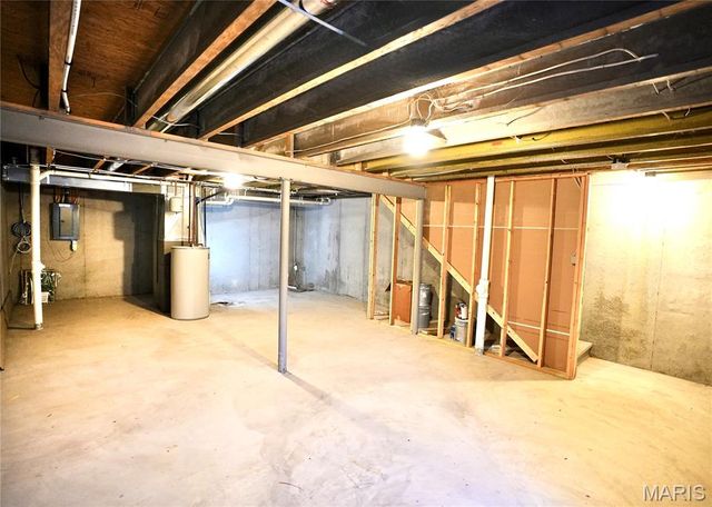320 Countryshire Drive, Lake St Louis, MO 63367