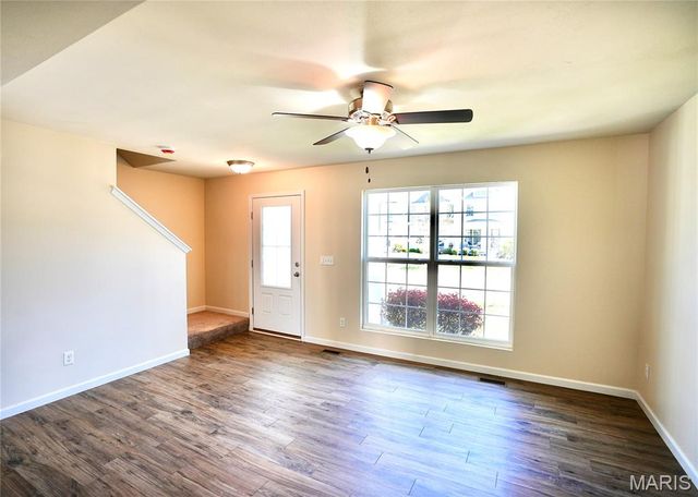 320 Countryshire Drive, Lake St Louis, MO 63367