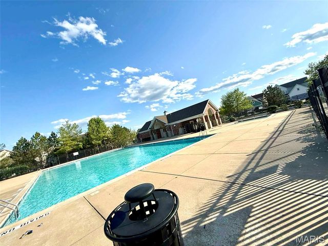 320 Countryshire Drive, Lake St Louis, MO 63367