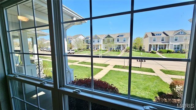 320 Countryshire Drive, Lake St Louis, MO 63367