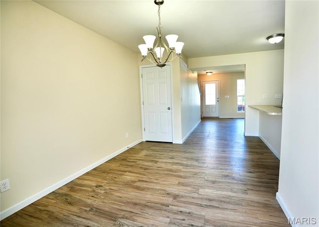 320 Countryshire Drive, Lake St Louis, MO 63367
