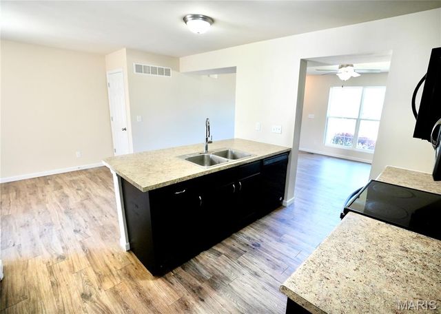 320 Countryshire Drive, Lake St Louis, MO 63367