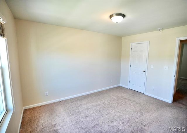 320 Countryshire Drive, Lake St Louis, MO 63367
