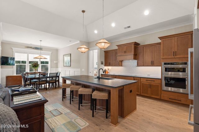 2675 W Timber Crest Drive NE, Leland, NC 28451