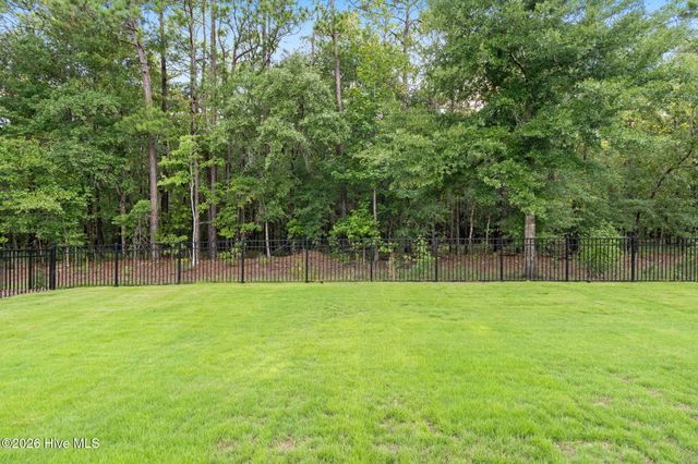 2675 W Timber Crest Drive NE, Leland, NC 28451
