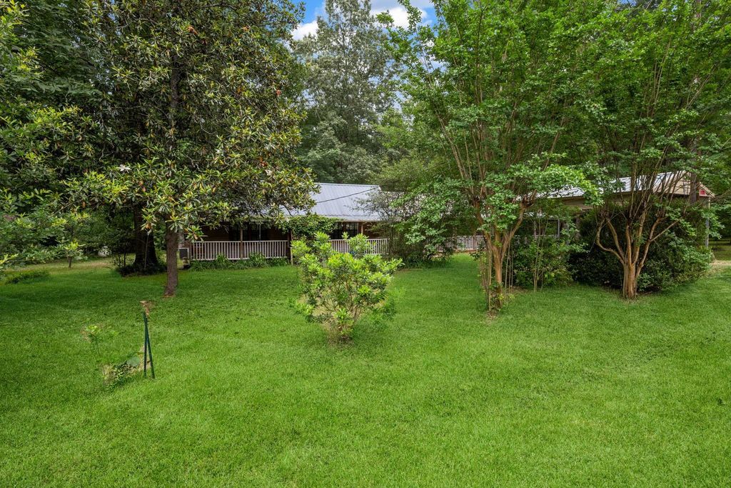 184 Rosemary Lane, Livingston, TX 77351