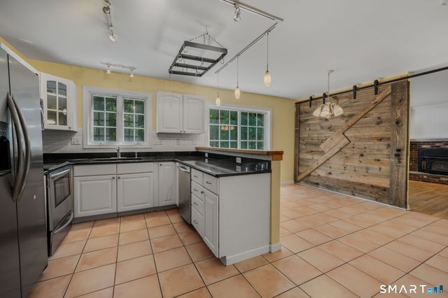 4 Sanfords Bridge, East Haddam, CT 06423