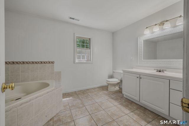 4 Sanfords Bridge, East Haddam, CT 06423