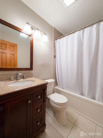 260 Westgate Drive, Edison, NJ 08820