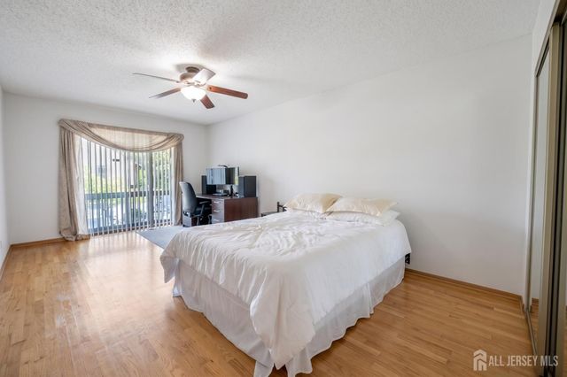 260 Westgate Drive, Edison, NJ 08820
