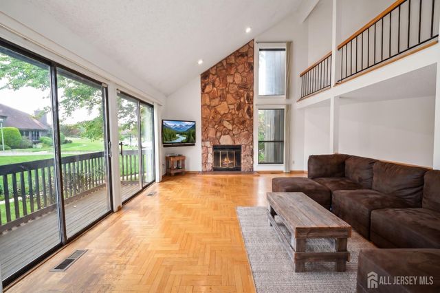 260 Westgate Drive, Edison, NJ 08820