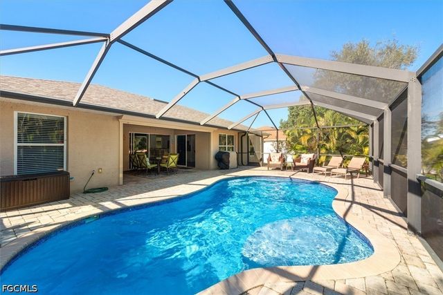 3019 SW 15th PL, Cape Coral, FL 33914