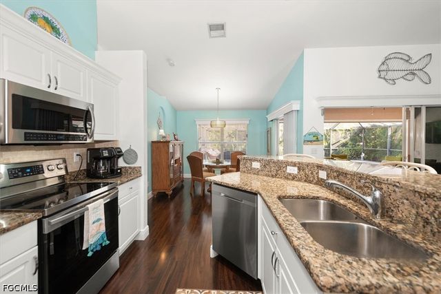 3019 SW 15th PL, Cape Coral, FL 33914