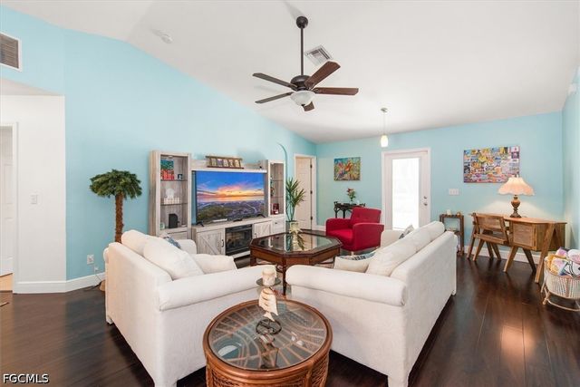 3019 SW 15th PL, Cape Coral, FL 33914