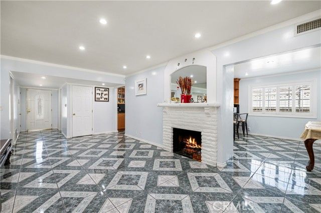 17174 Los Alimos, Granada Hills (los Angeles), CA 91344