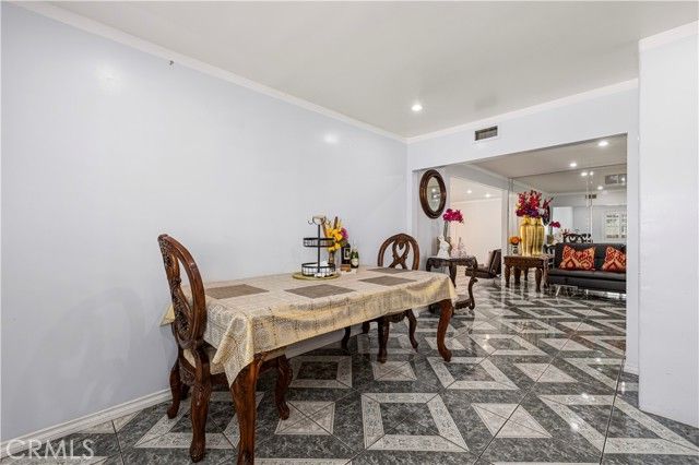 17174 Los Alimos, Granada Hills (los Angeles), CA 91344