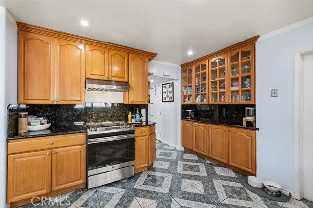 17174 Los Alimos, Granada Hills (los Angeles), CA 91344