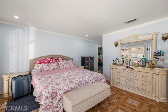 17174 Los Alimos, Granada Hills (los Angeles), CA 91344