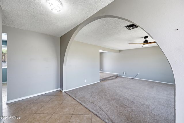 3737 W Griswold Road, Phoenix, AZ 85051