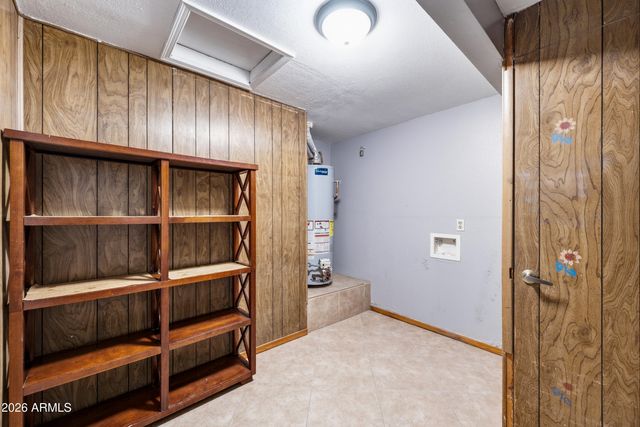 3737 W Griswold Road, Phoenix, AZ 85051