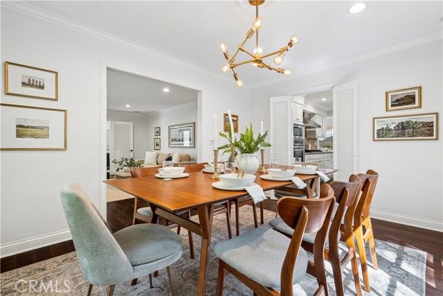 4590 Ensenada Drive, Woodland Hills (los Angeles), CA 91364