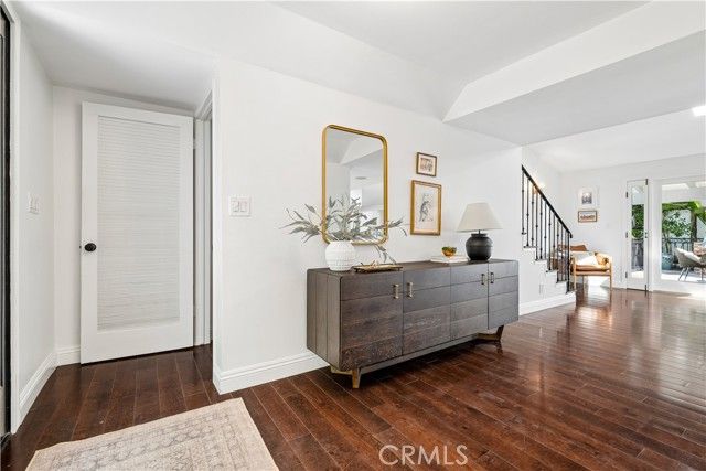 4590 Ensenada Drive, Woodland Hills (los Angeles), CA 91364