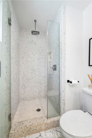 4590 Ensenada Drive, Woodland Hills (los Angeles), CA 91364