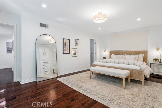 4590 Ensenada Drive, Woodland Hills (los Angeles), CA 91364