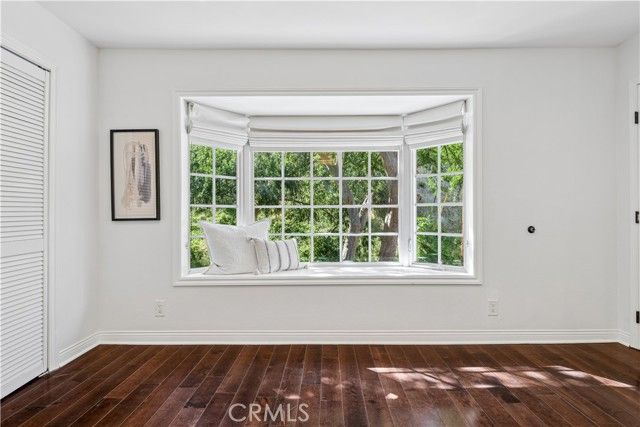 4590 Ensenada Drive, Woodland Hills (los Angeles), CA 91364