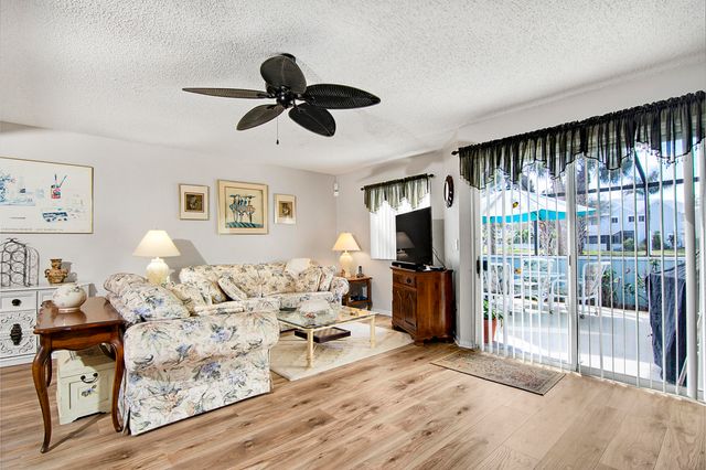 6198 Riverwalk Lane 2, Jupiter, FL 33458