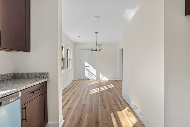 1009 Benjamin Parkway, Greensboro, NC 27408