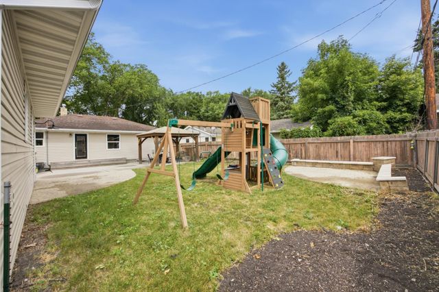 2013 7th Street N, Fargo, ND 58102