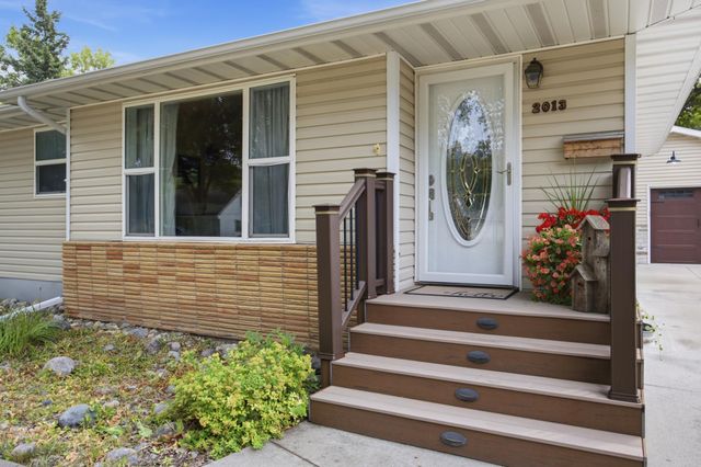 2013 7th Street N, Fargo, ND 58102