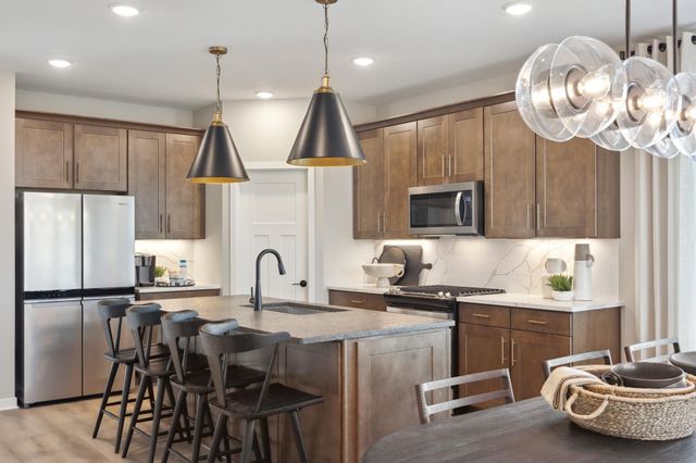 10446 Duval Road, Woodbury, MN 55129