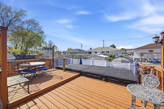 1700 White Street, North Bellmore, NY 11710