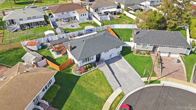 1700 White Street, North Bellmore, NY 11710