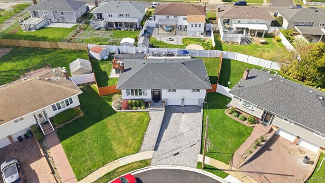 1700 White Street, North Bellmore, NY 11710