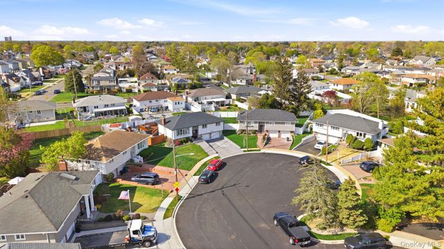 1700 White Street, North Bellmore, NY 11710