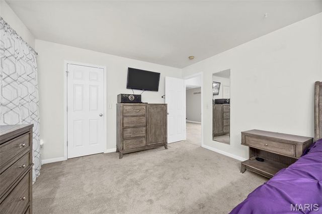 2033 Montclair Manor Drive, St Charles, MO 63303