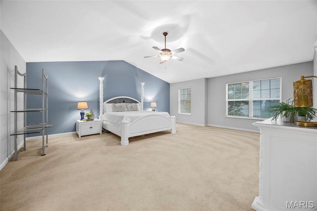 2033 Montclair Manor Drive, St Charles, MO 63303