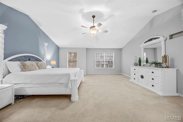 2033 Montclair Manor Drive, St Charles, MO 63303