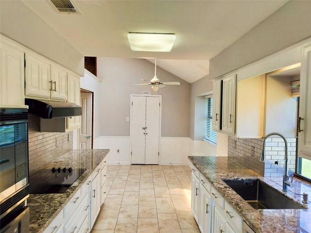 2110 Teton, Carrollton, TX 75006