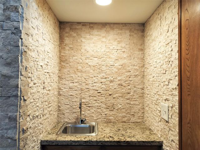 2110 Teton, Carrollton, TX 75006