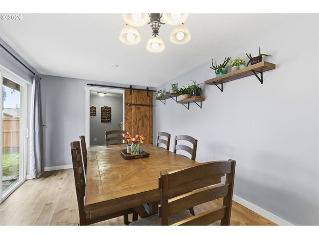 8701 Ne 109th Ct, Vancouver, WA 98682