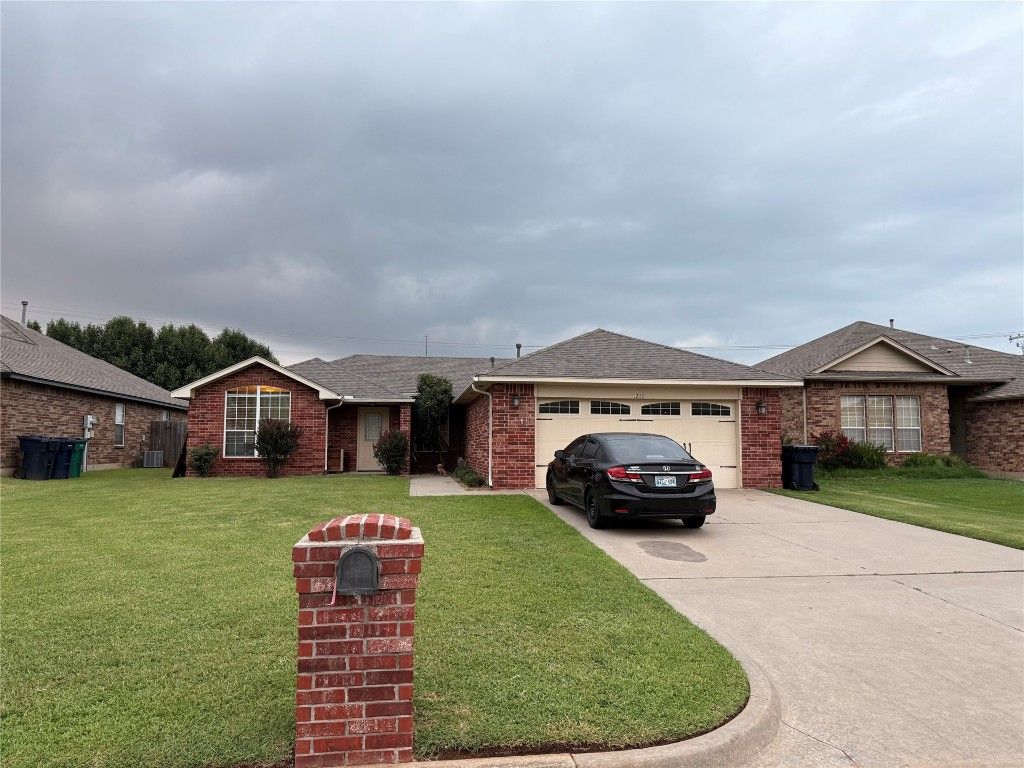 12113 NW 7th Street, Yukon, OK 73099