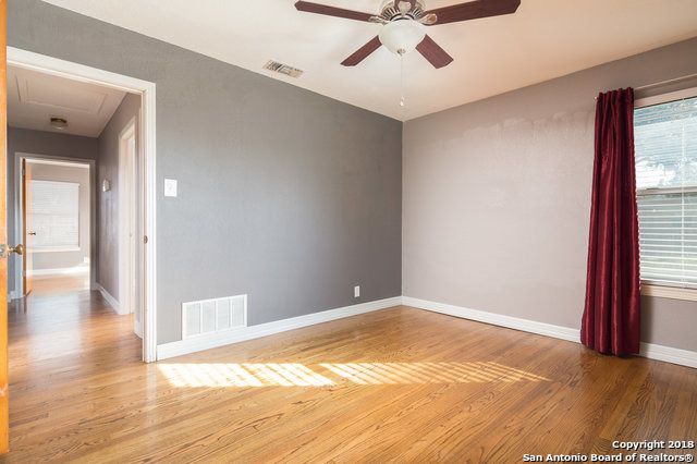 303 schmeltzer, San Antonio, TX 78213