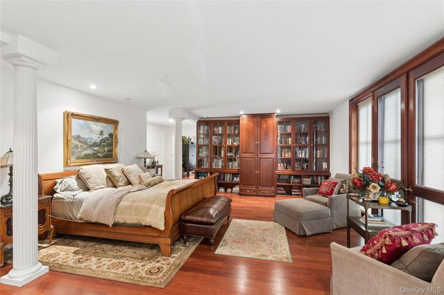 247 Barrett Road, Lawrence, NY 11559